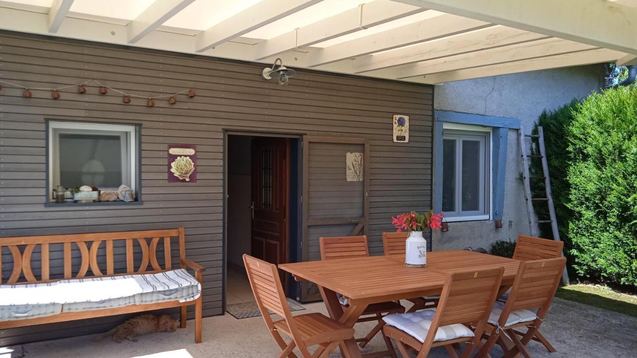 La Taniere Douce Bed & Breakfast Soulaucourt-sur-Mouzon Екстериор снимка